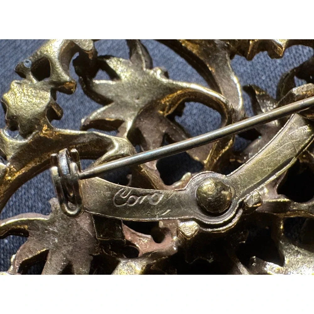 Coro vintage brooch